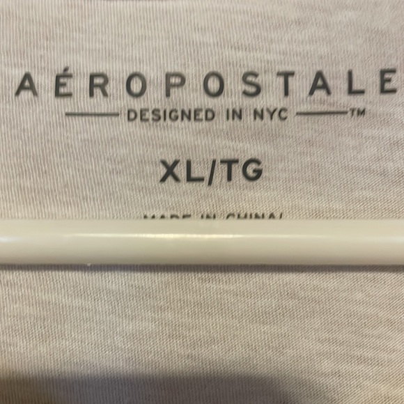 XL short sleeved Aeropostale shirt - Picture 2 of 4